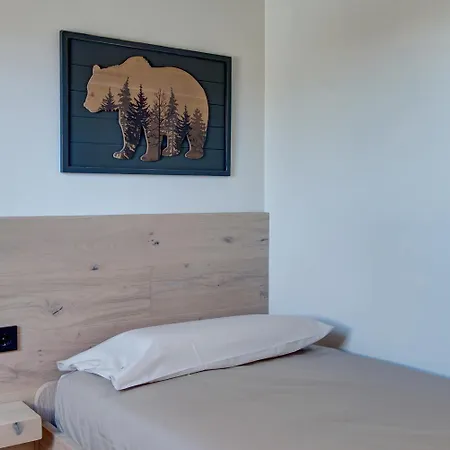 Apartment Tanau-rentals El Oso Naut Aran