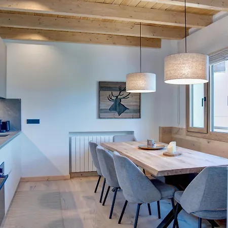 Tanau-rentals El Oso Apartment Naut Aran